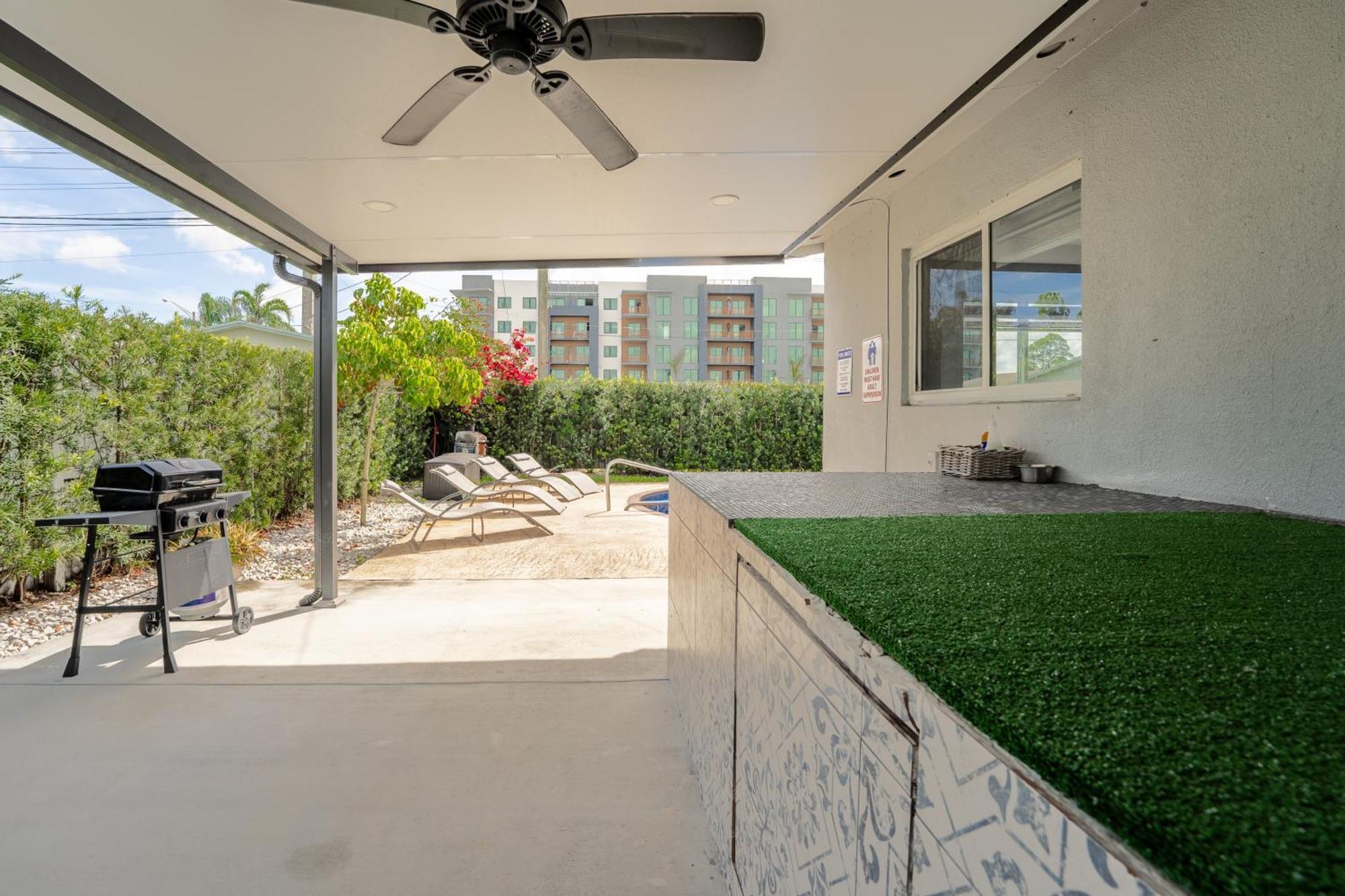 Home With A Pool Close To Beach And Fll Airport Pool Heated October- March Fort Lauderdale Zewnętrze zdjęcie