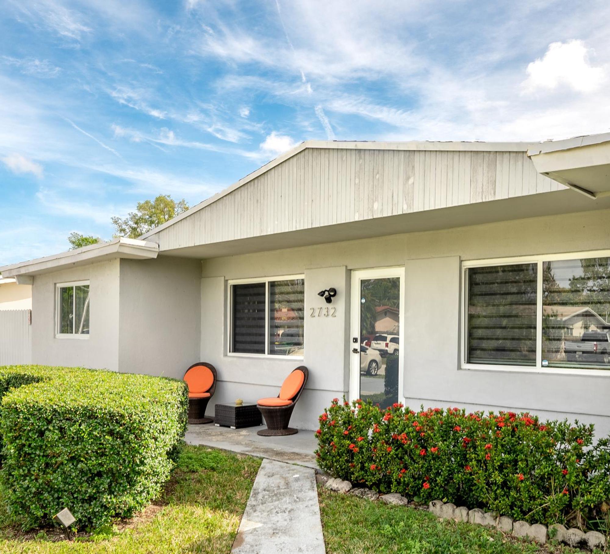 Home With A Pool Close To Beach And Fll Airport Pool Heated October- March Fort Lauderdale Zewnętrze zdjęcie